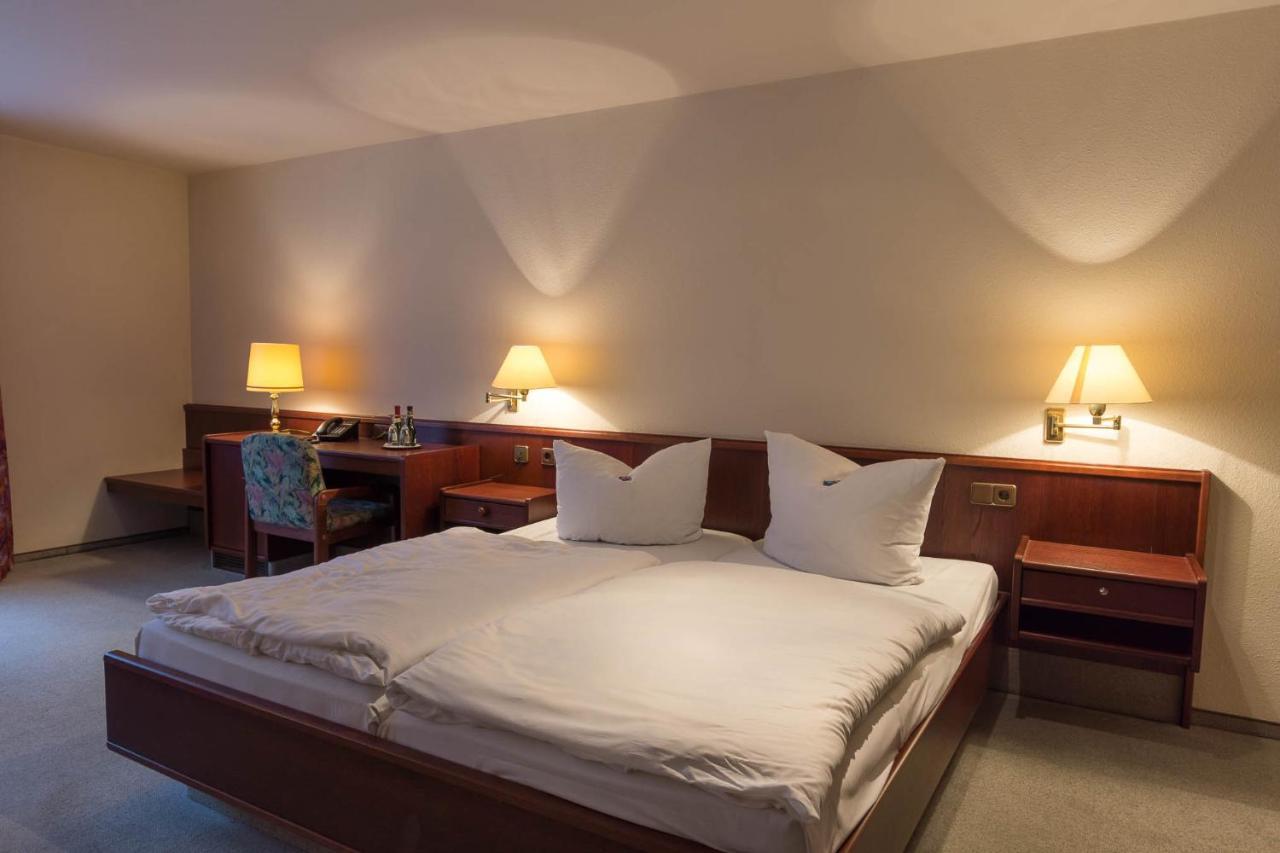 Hotel Altdeutsche Weinstuben Freyburg Eksteriør billede