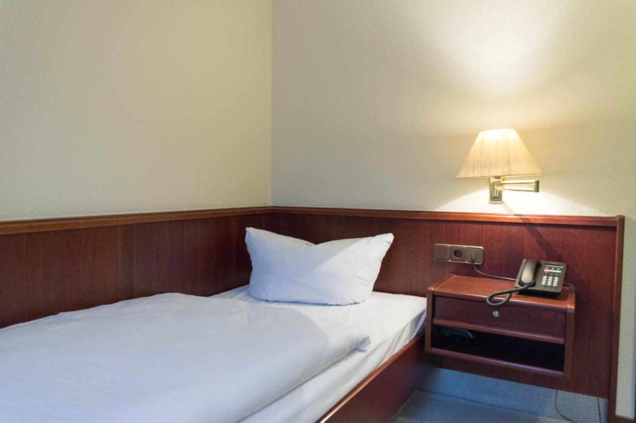 Hotel Altdeutsche Weinstuben Freyburg Eksteriør billede