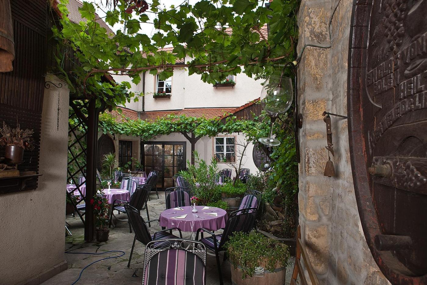 Hotel Altdeutsche Weinstuben Freyburg Eksteriør billede